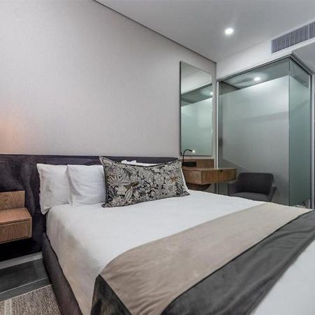 Reserved Suites Illovo 约翰内斯堡 外观 照片