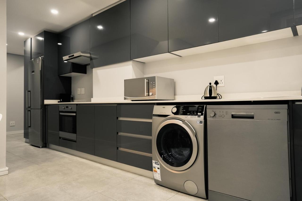 Reserved Suites Illovo 约翰内斯堡 外观 照片