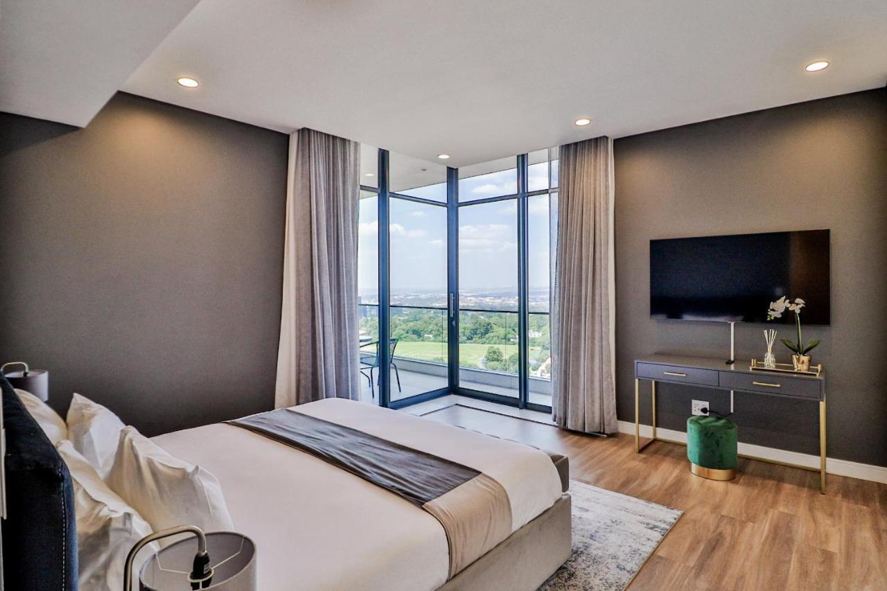Reserved Suites Illovo 约翰内斯堡 外观 照片