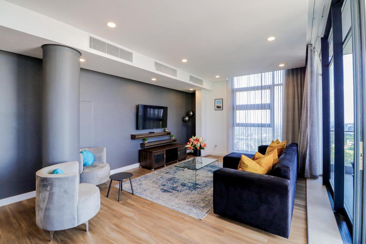 Reserved Suites Illovo 约翰内斯堡 外观 照片