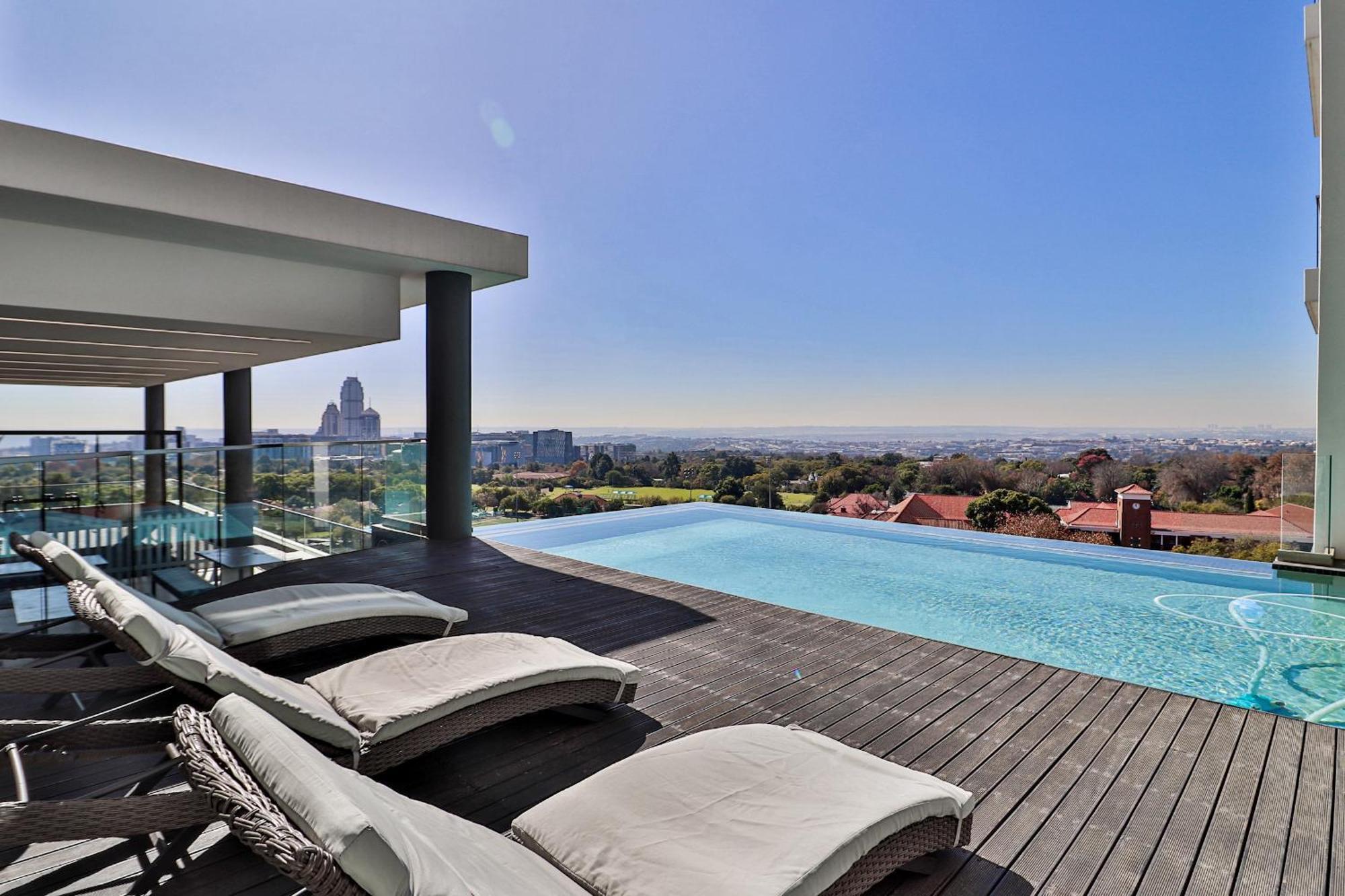 Reserved Suites Illovo 约翰内斯堡 外观 照片